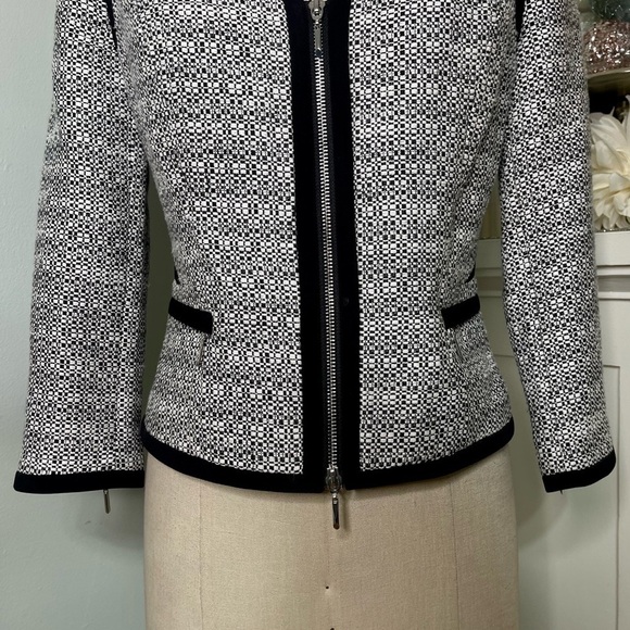 White House Black Market Contrast Tweed Zip Blazer Jacket 2 XS - Picture 6 of 12